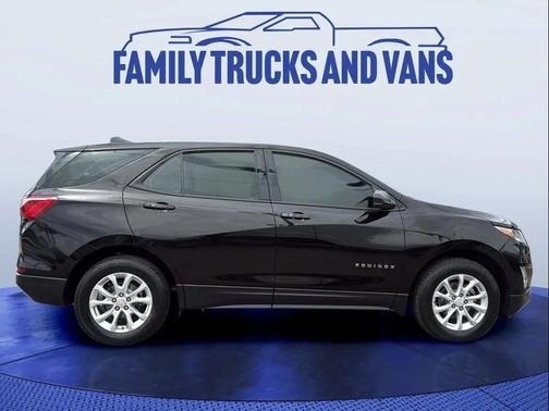 Mosaic Black Metallic 2018 Chevrolet Equinox LS
