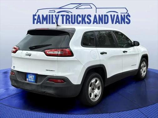 2017 Jeep Cherokee Sport
