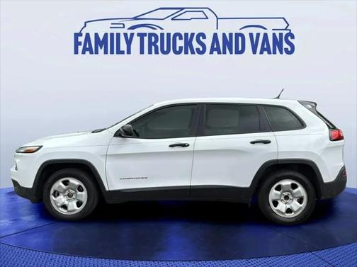 2017 Jeep Cherokee Sport