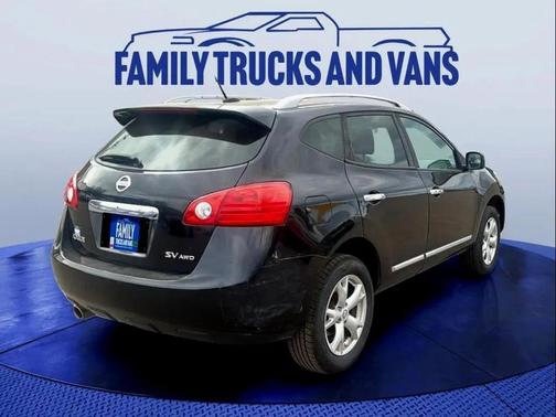 2011 Nissan Rogue SV