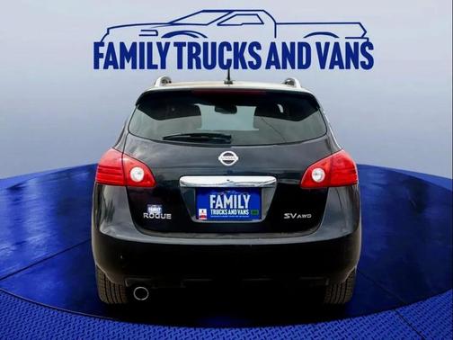 2011 Nissan Rogue SV