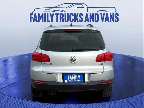 2016 Volkswagen Tiguan S