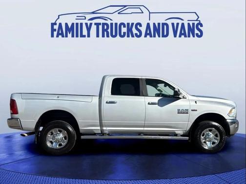 2018 RAM 2500 SLT Crew Cab 4x4 6'4' Box