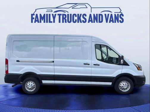 Oxford White 2022 Ford Transit-350 Base