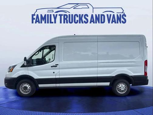Oxford White 2022 Ford Transit-350 Base