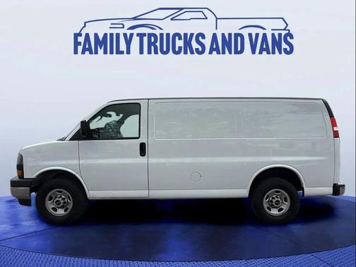 2022 GMC Savana 2500 Work Van