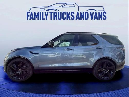 Blue 2022 Land Rover Discovery P360 HSE R-Dynamic