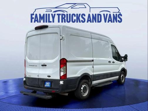 2020 Ford Transit-250 Base