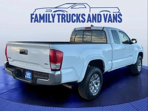 2017 Toyota Tacoma SR5