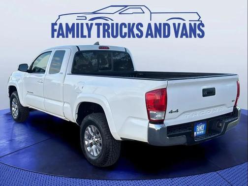 2017 Toyota Tacoma SR5