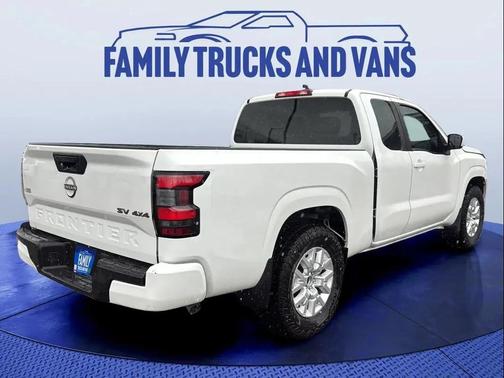 2022 Nissan Frontier SV