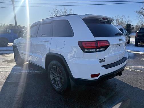 2016 Jeep Grand Cherokee Laredo