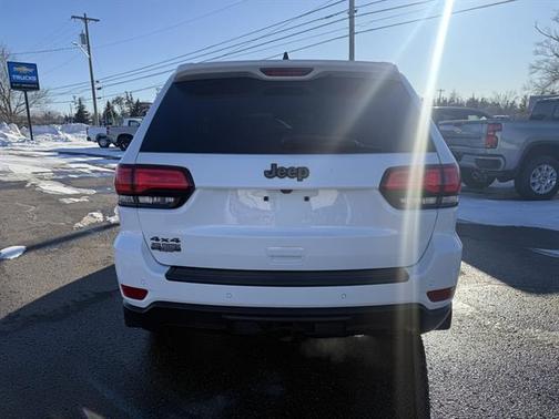 2016 Jeep Grand Cherokee Laredo