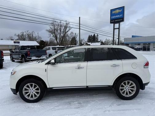 2013 Lincoln MKX Base