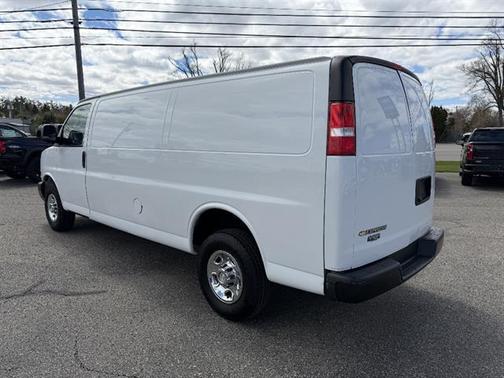 Summit White 2020 Chevrolet Express 2500 Work Van