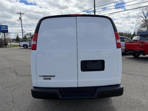 Summit White 2020 Chevrolet Express 2500 Work Van