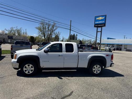 Summit White 2011 GMC Sierra 1500 SLE
