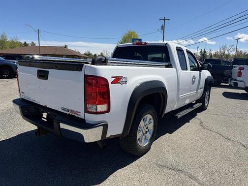 Summit White 2011 GMC Sierra 1500 SLE