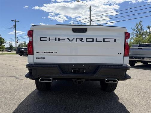Summit White 2026 Chevrolet Silverado 1500 LT Trail Boss
