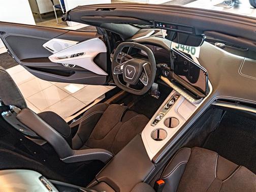 2026 Chevrolet Corvette Stingray w/2LT