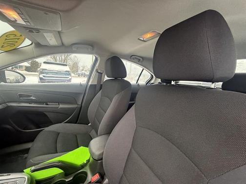 2015 Chevrolet Cruze 1LT