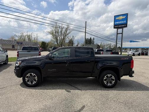 Black 2021 Chevrolet Colorado Z71