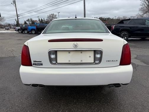 2005 Cadillac DeVille Base