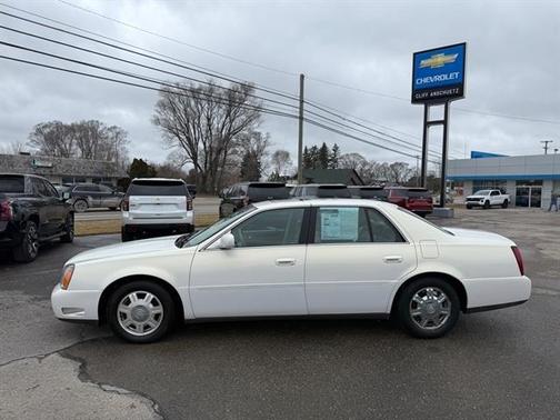 2005 Cadillac DeVille Base