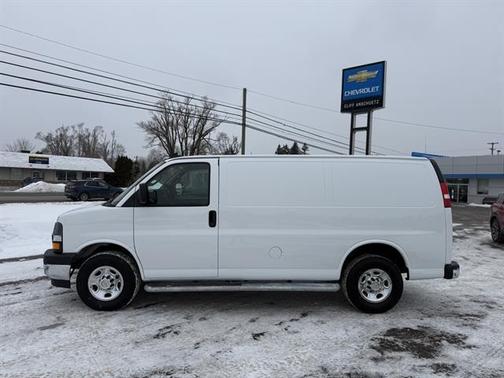 2024 Chevrolet Express 2500 Work Van
