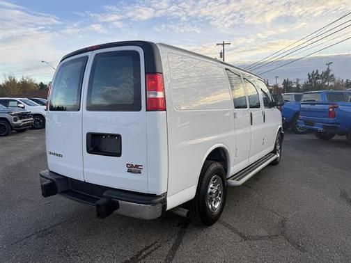 2023 GMC Savana 2500 Work Van