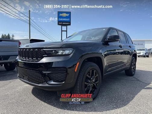 2024 Jeep Grand Cherokee Altitude
