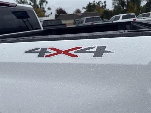 Summit White 2026 Chevrolet Silverado 1500 RST