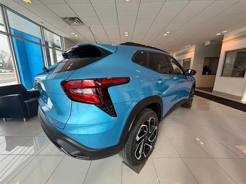 Marina Blue Metallic 2025 Chevrolet Trax FWD 2RS
