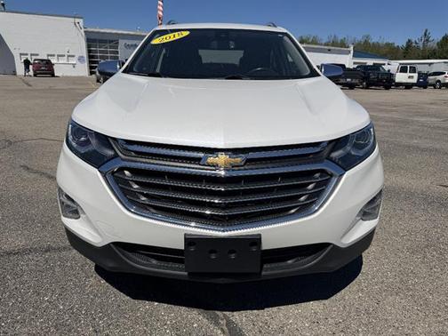 Iridescent Pearl Tricoat 2018 Chevrolet Equinox Premier