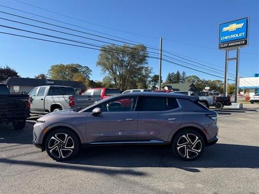 2025 Chevrolet Equinox EV LT