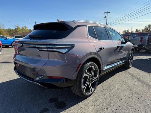 2025 Chevrolet Equinox EV LT