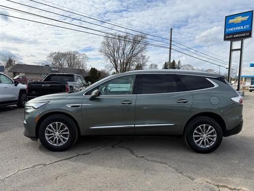 2022 Buick Enclave AWD Essence