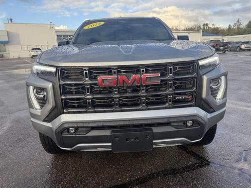 2024 GMC Canyon AT4