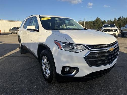 2019 Chevrolet Traverse LT Cloth