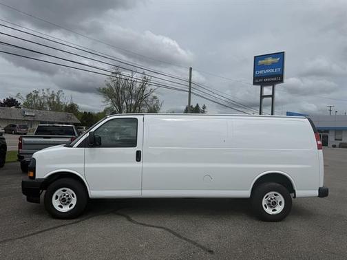 2024 GMC Savana 3500 RWD 3500 Extended Wheelbase Work Van