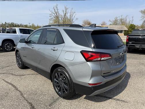 Sterling Gray Metallic 2024 Chevrolet Equinox AWD RS
