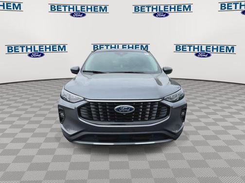 2026 Ford Escape PHEV SE