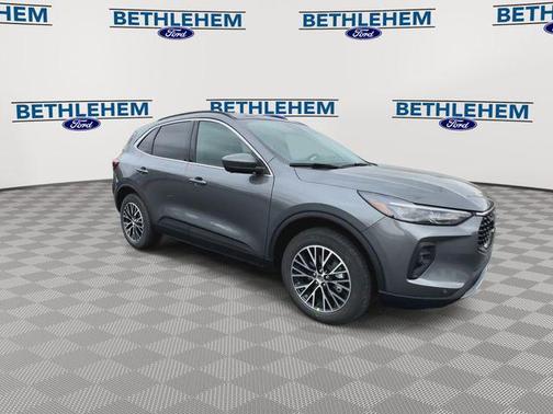 2026 Ford Escape PHEV SE
