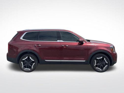 Dawning Red 2024 Kia Telluride S