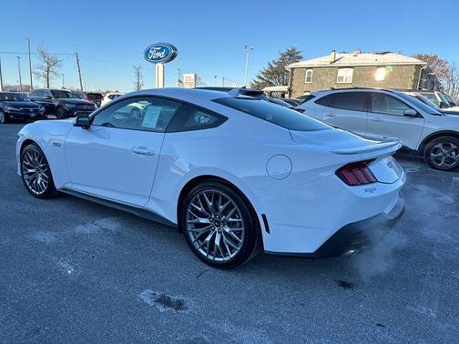 OXFORD WHITE 2026 Ford Mustang GT Premium