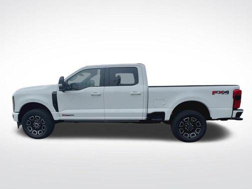 Star White Metallic Tri-Coat 2026 Ford F-250 Platinum