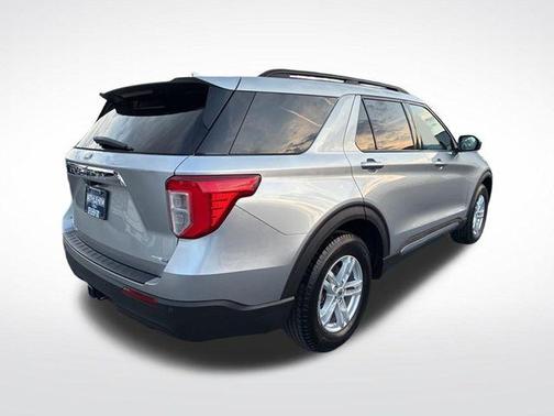Silver Metallic 2020 Ford Explorer XLT