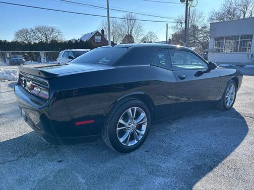 2019 Dodge Challenger SXT