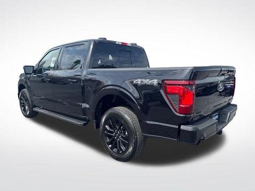 AGATE BLACK METALLIC 2026 Ford F-150 XLT