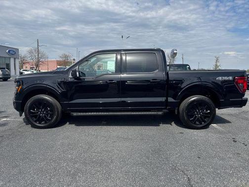 AGATE BLACK METALLIC 2026 Ford F-150 XLT